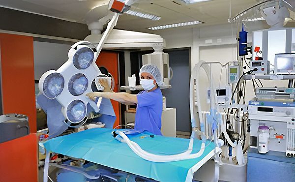 Leistung: Klinikreinigung /  Desinfektion